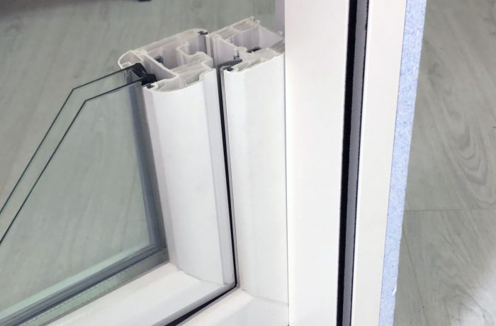 Controtelaio in PVC isolato con guida in alluminio per avvolgibile ed infisso in PVC – 3