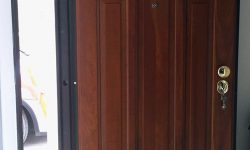 Rivestimento esterno in legno massello