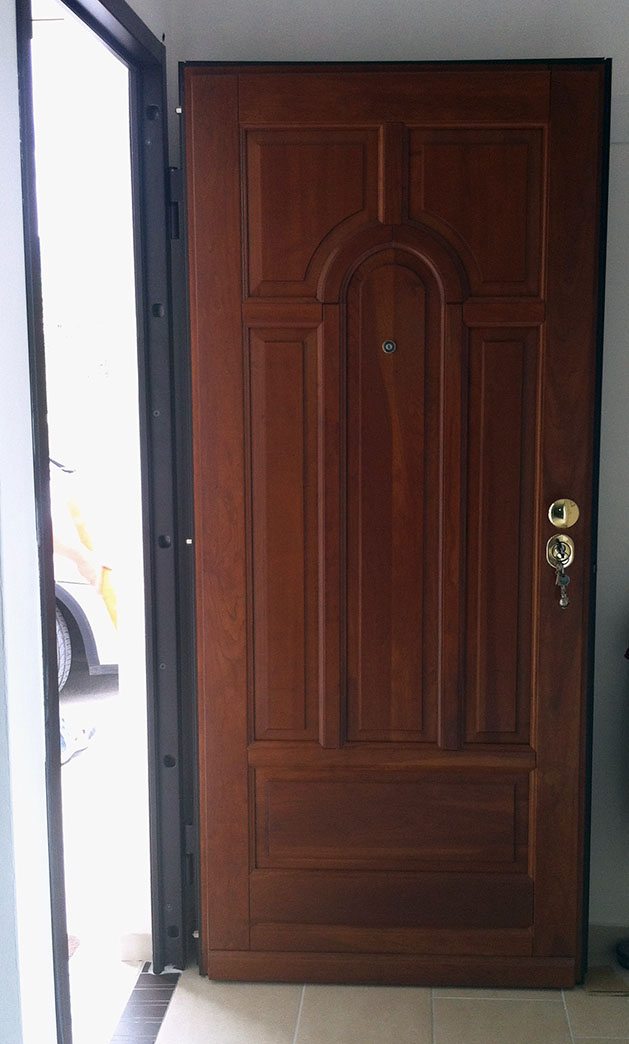 Rivestimento esterno in legno massello